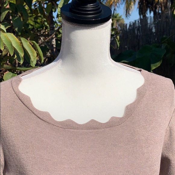 Philosophy scalloped neck sweater S box2#46 - Picture 2 of 3